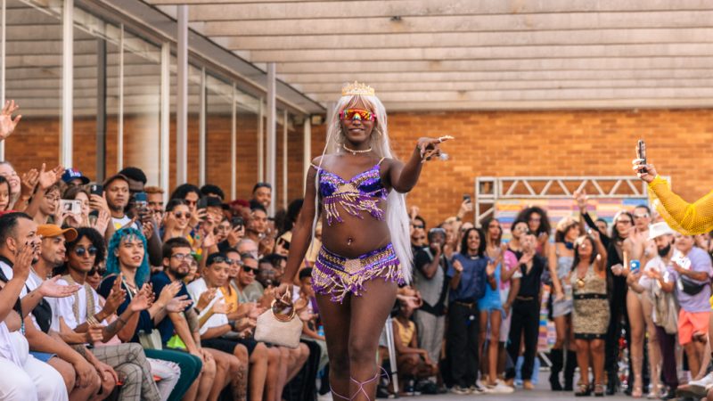 Essas fotografias foram feitas na ball que aconteceu na estreia do filme the face of ball, no museu de arte moderna, no centro da cidade, dia 07.05.23, rio de janeiro, brasil.